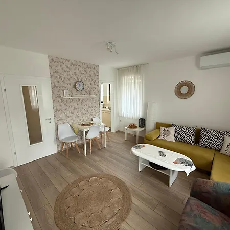 Lucija Casa de hóspedes 3*